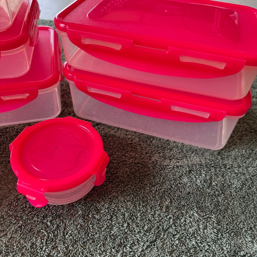 Lock & Lock Pink Food Storage Container Set of 11 - Picture 5 of 14